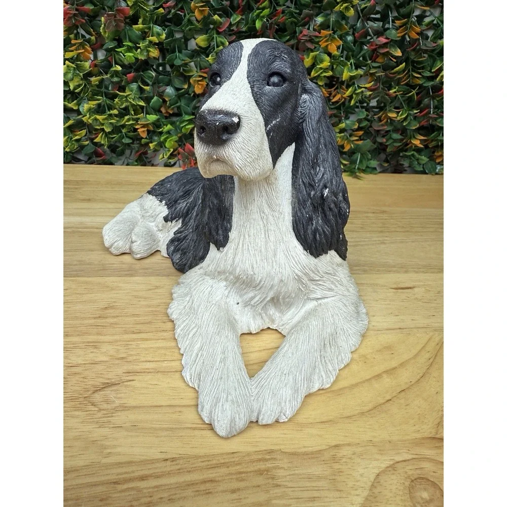 SANDICAST LARGE SPINGER SPANIEL SCULPTURE FIGURINE BLACK & WHITE SANDRA BRUE '87